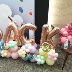 Welcome Back 풍선장식